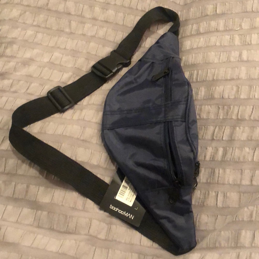 2 front pocket nylon bumbag